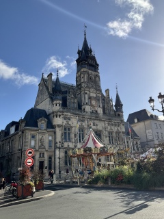 �X�̒��S�n